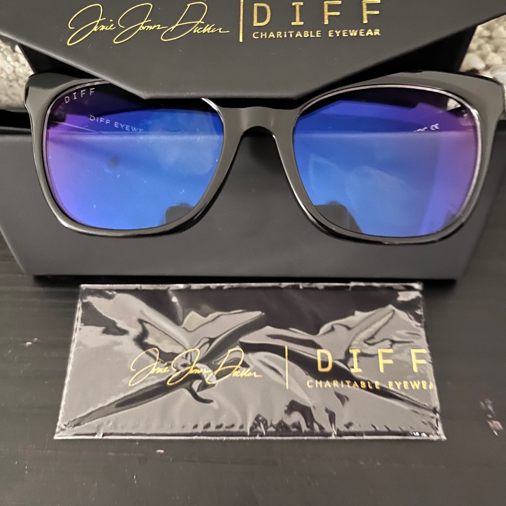 Diff Eyewear - image 1